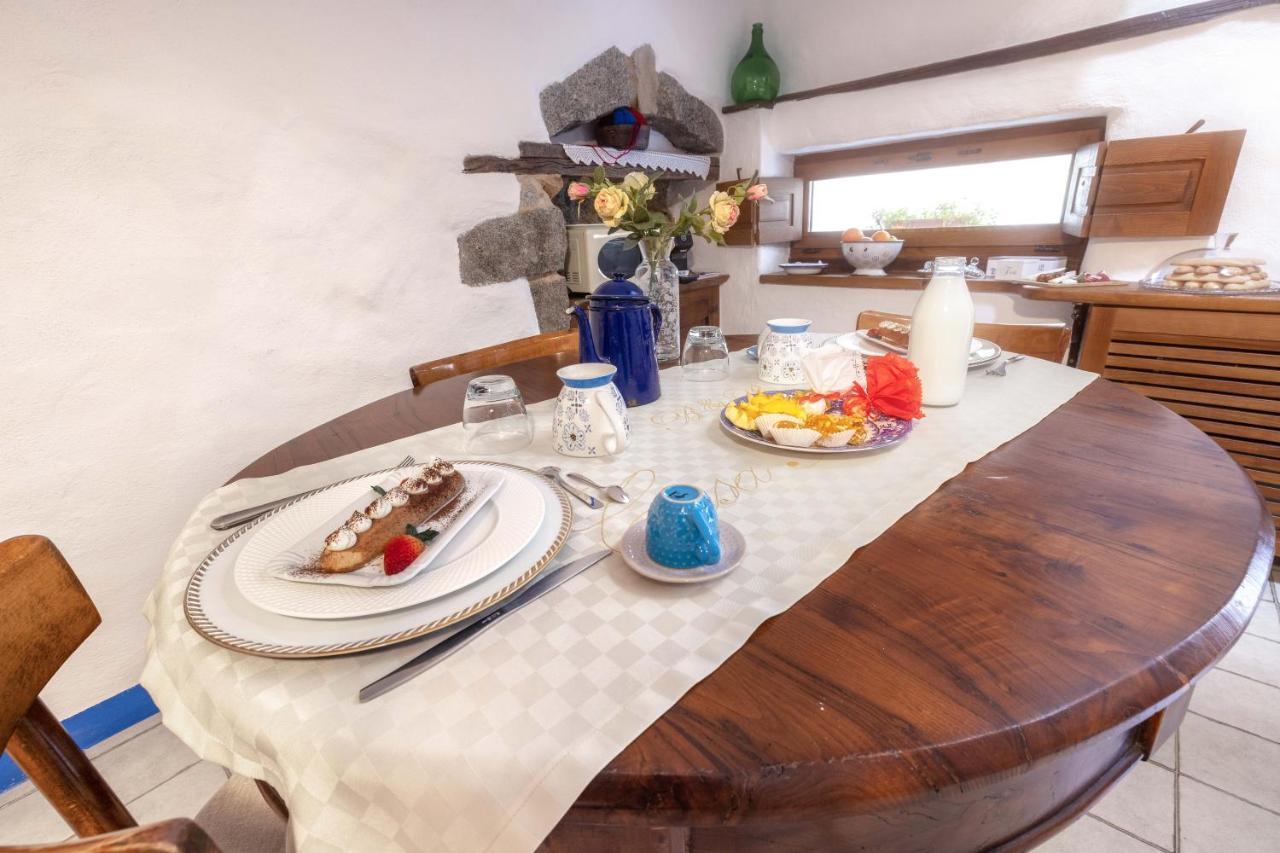 Casa Masini Bed & Breakfast Fonni Exterior photo