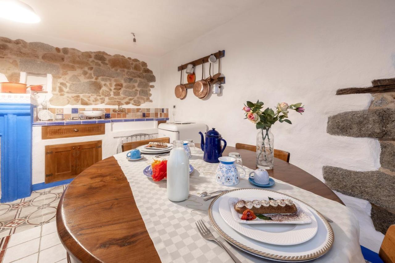 Casa Masini Bed & Breakfast Fonni Exterior photo