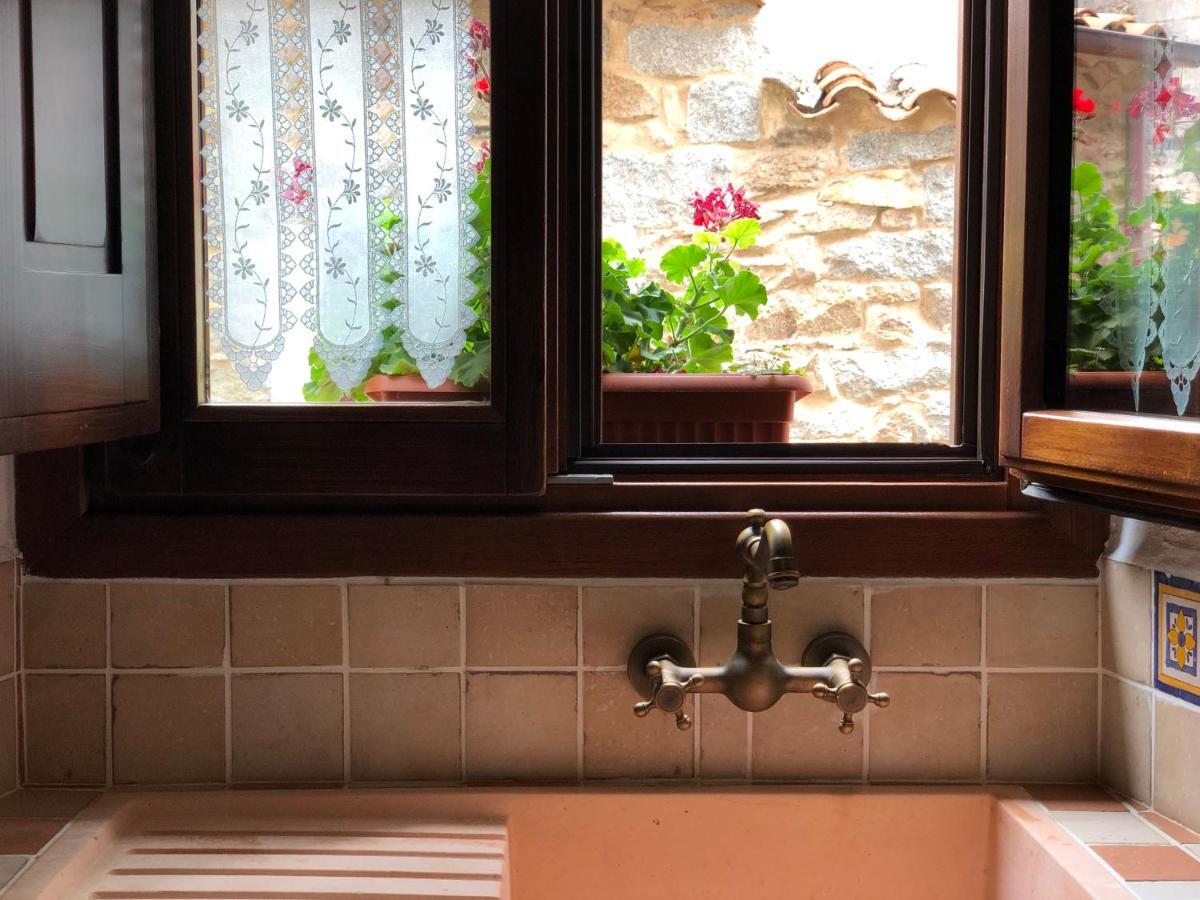 Casa Masini Bed & Breakfast Fonni Exterior photo