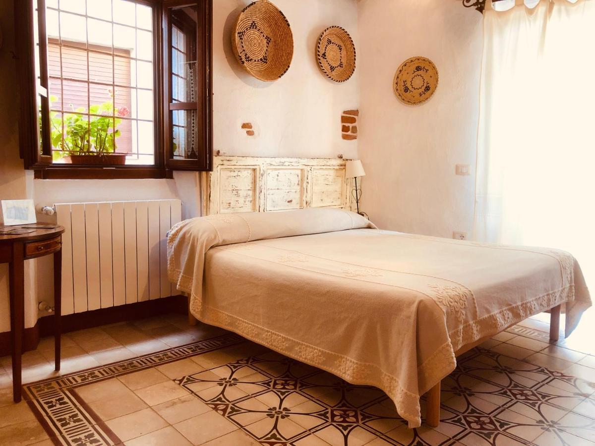 Casa Masini Bed & Breakfast Fonni Exterior photo